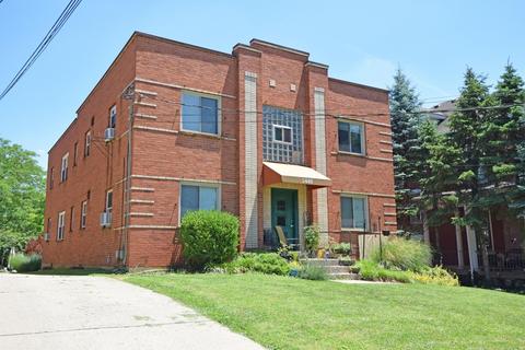 3440 Cornell Pl, Cincinnati, OH 45220 photo 2