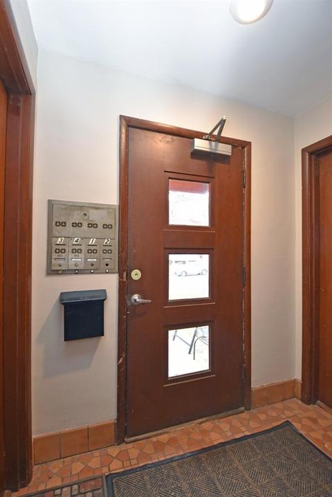 3440 Cornell Pl, Cincinnati, OH 45220 photo 4