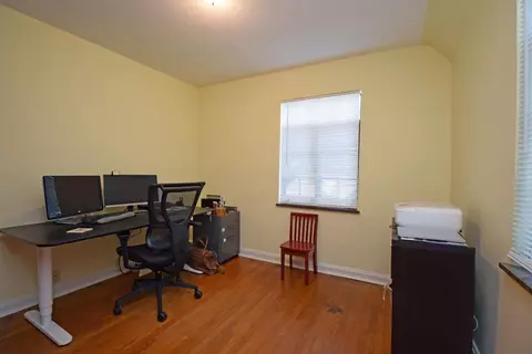 855 Dunore Dr, Cincinnati, OH 45220 photo 32