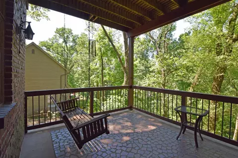 855 Dunore Dr, Cincinnati, OH 45220 photo 18