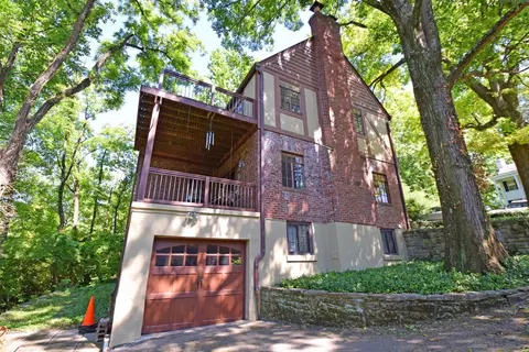 855 Dunore Dr, Cincinnati, OH 45220 photo 43