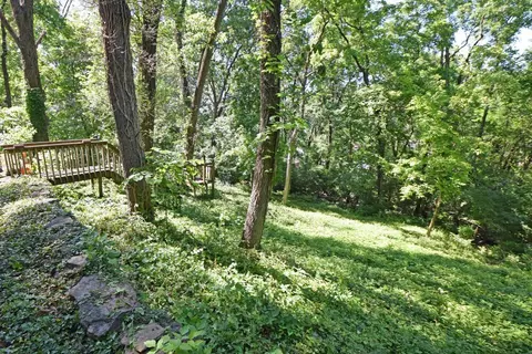 855 Dunore Dr, Cincinnati, OH 45220 photo 40