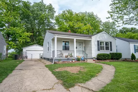 1450 Biscayne Dr, Hamilton, OH 45013 photo 2