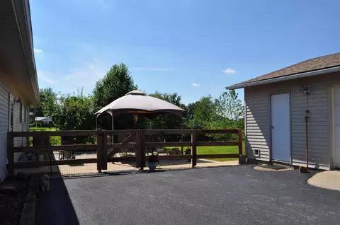 4427 Graybill Rd, Georgetown, OH 45121 photo 7