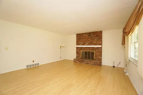 9731 Streambrook Dr, Cincinnati, OH 45231 photo 12