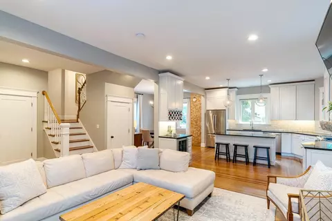 3620 Edwards Rd, Cincinnati, OH 45208 photo 6