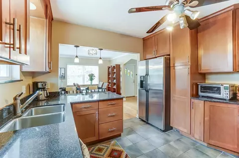 3308 Glenhurst Pl, Cincinnati, OH 45209 photo 13