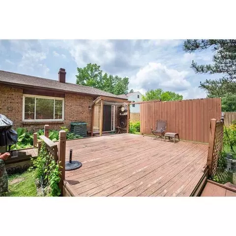 696 Woodgate Rd, Cincinnati, OH 45244 photo 13