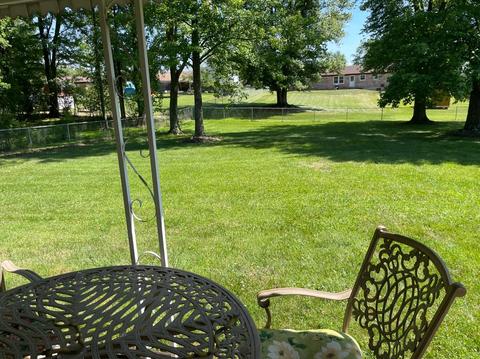 697 Hillview Dr, Cincinnati, OH 45245 photo 5