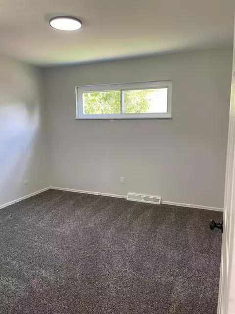 353 Robben Ln, Cincinnati, OH 45238 photo 11