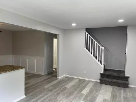353 Robben Ln, Cincinnati, OH 45238 photo 6