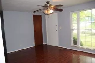 12172 Spalding Dr, Cincinnati, OH 45231 photo 4