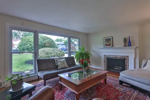 7051 Michael Dr, Cincinnati, OH 45243 photo 4