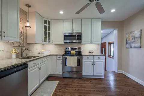 4419 Hunt Rd, Blue Ash, OH 45242 photo 12