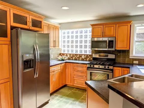 3306 Maplecrest Pl, Cincinnati, OH 45209 photo 6