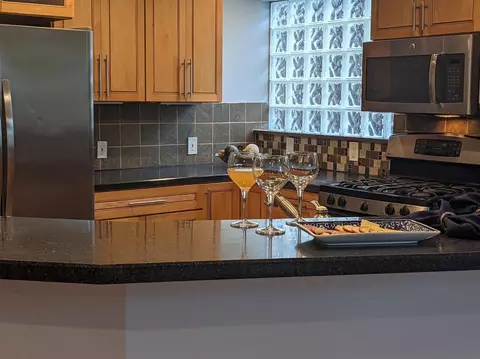 3306 Maplecrest Pl, Cincinnati, OH 45209 photo 7