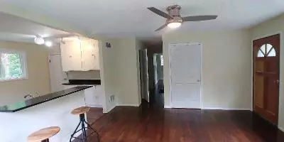 1808 Patrick Dr, Cincinnati, OH 45204 photo 3
