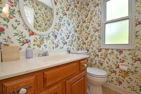 7192 Royalgreen Dr, Cincinnati, OH 45244 photo 11