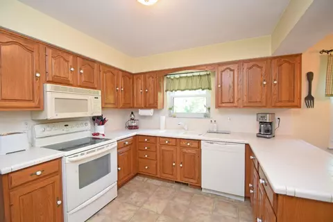 7192 Royalgreen Dr, Cincinnati, OH 45244 photo 7