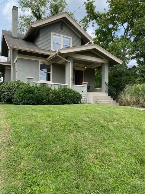 3272 Observatory Ave, Cincinnati, OH 45208 photo 1