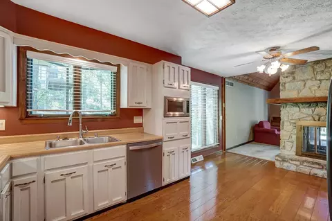 4237 Rybolt Rd, Cincinnati, OH 45248 photo 4