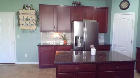 736 E Brooke Dr, Monroe, OH 45050 photo 5