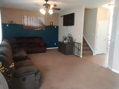 736 E Brooke Dr, Monroe, OH 45050 photo 3