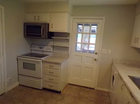 1018 Mckelvey Rd, Cincinnati, OH 45231 photo 6