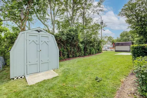 2489 Hazelcrest Ln, Cincinnati, OH 45231 photo 23