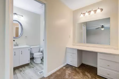 2489 Hazelcrest Ln, Cincinnati, OH 45231 photo 14