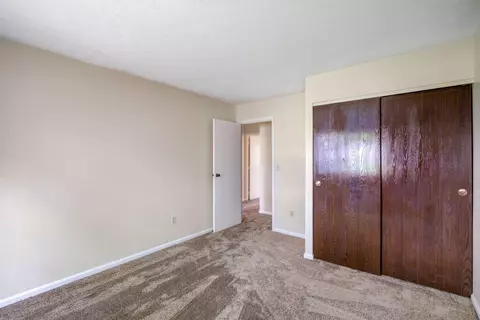 2489 Hazelcrest Ln, Cincinnati, OH 45231 photo 17