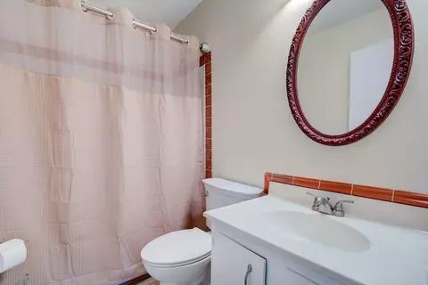 2489 Hazelcrest Ln, Cincinnati, OH 45231 photo 18