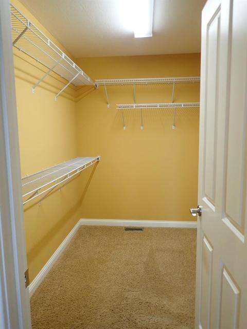 60 Robert Dr, Hamilton, OH 45013 photo 13