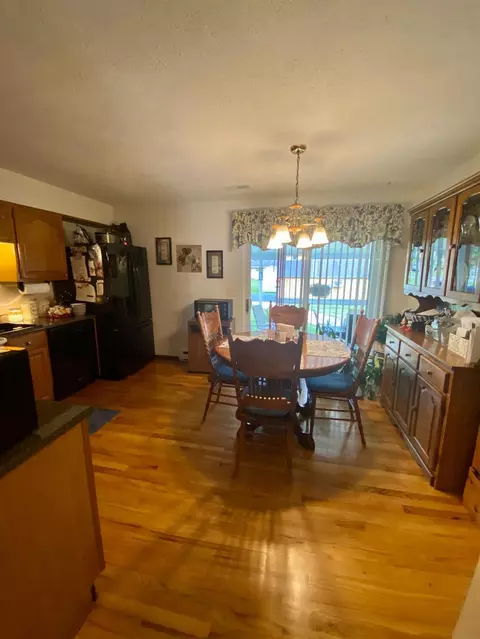 5301 Clearview Ave, Blanchester, OH 45107 photo 6