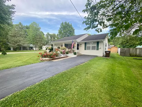 5301 Clearview Ave, Blanchester, OH 45107 photo 3