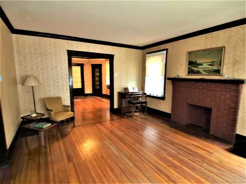2172 Ohio Ave, Cincinnati, OH 45219 photo 2