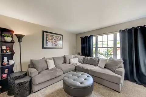 6665 Spindlewick Ln, Cincinnati, OH 45230 photo 4