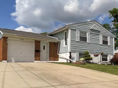 11563 Geneva Dr, Forest Park, OH 45240 photo 3