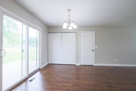 684 Mockingbird Ln, Cincinnati, OH 45244 photo 7