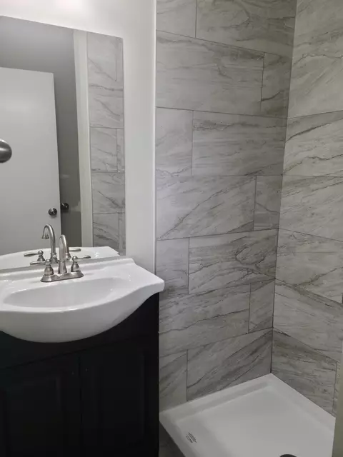 5597 Silverpoint Dr, Cincinnati, OH 45247 photo 13