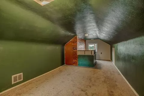 8071 Colette Ln, Cincinnati, OH 45224 photo 10