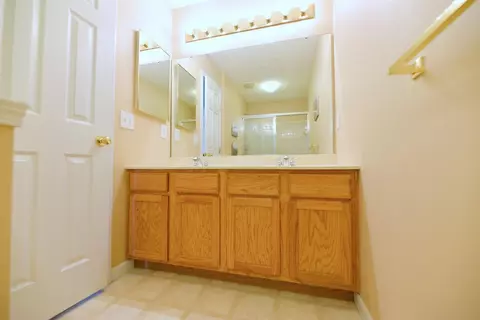 5727 Lofty View Way, Cincinnati, OH 45247 photo 32