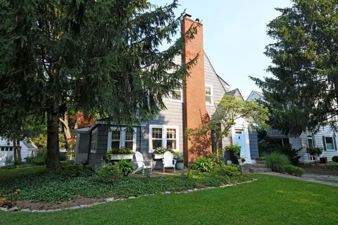 3715 Indianview Ave, Mariemont, OH 45227 photo 1