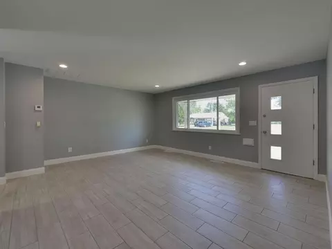 807 Crowden Dr, Cincinnati, OH 45224 photo 7