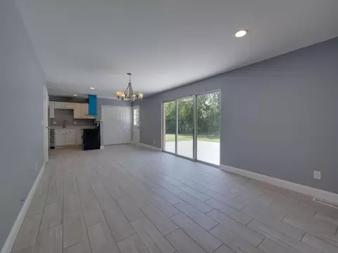 807 Crowden Dr, Cincinnati, OH 45224 photo 17