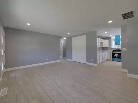 807 Crowden Dr, Cincinnati, OH 45224 photo 9
