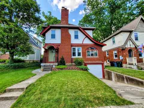3414 Oakview Pl, Cincinnati, OH 45209 photo 1