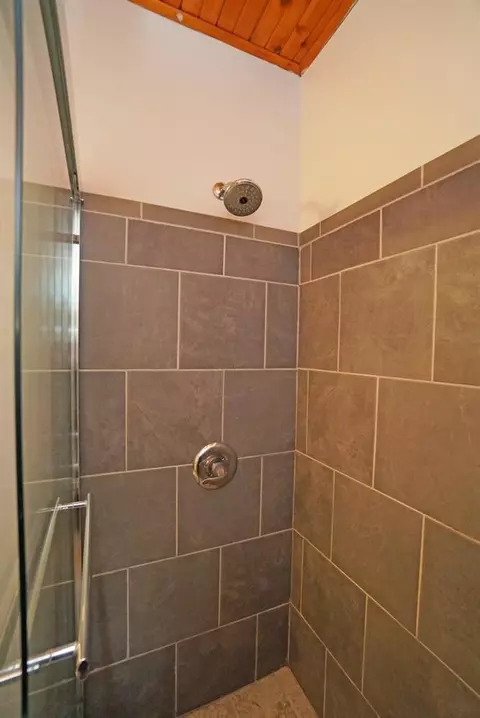 1639 Sycamore St #E, Cincinnati, OH 45202 photo 19