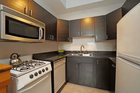 1639 Sycamore St #E, Cincinnati, OH 45202 photo 10