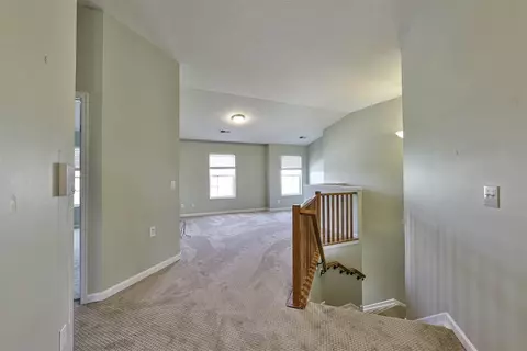 9294 Bridgecreek Dr, Cincinnati, OH 45231 photo 17